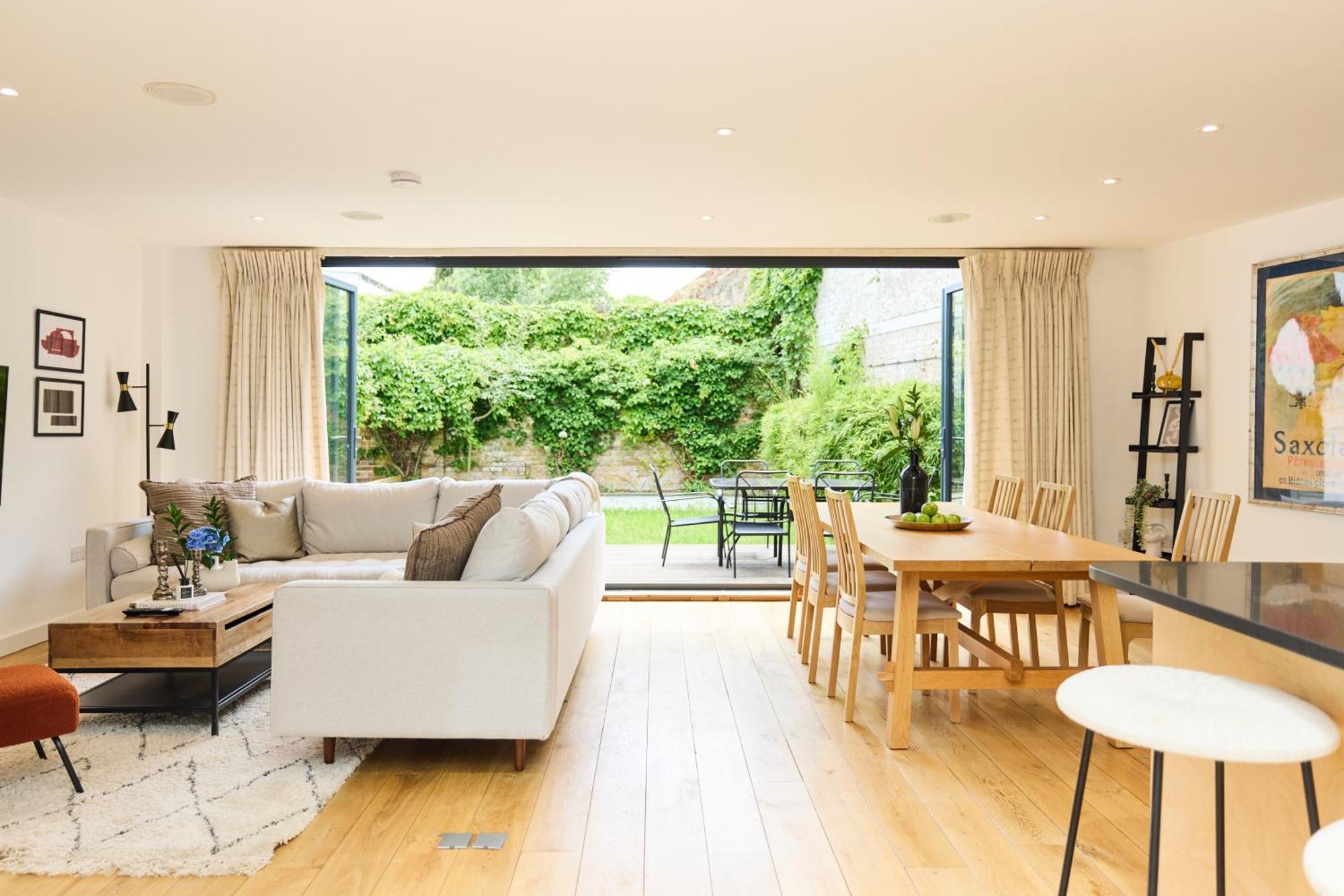 The Putney Wonder - Dazzling 3Bdr Flat With Garden Leilighet London Eksteriør bilde
